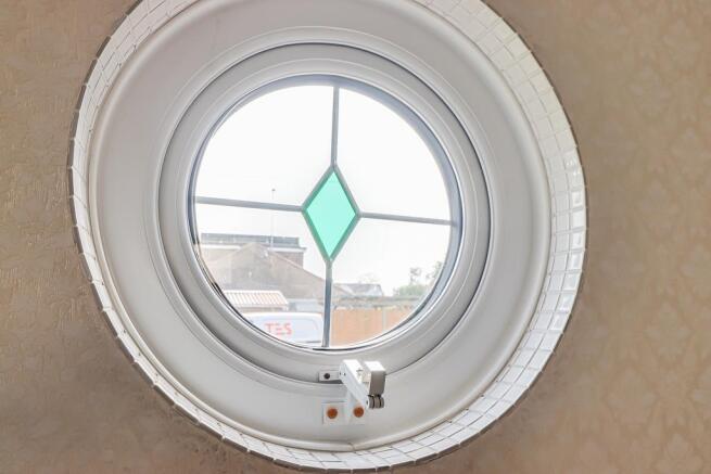 Feature Window