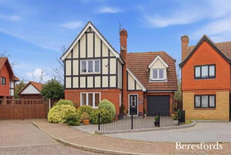 Cut Hedge, Great Notley, CM77