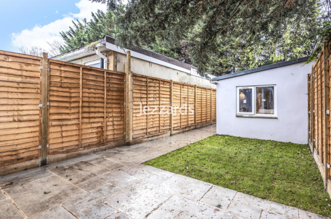 Uxbridge Road, Feltham, TW13