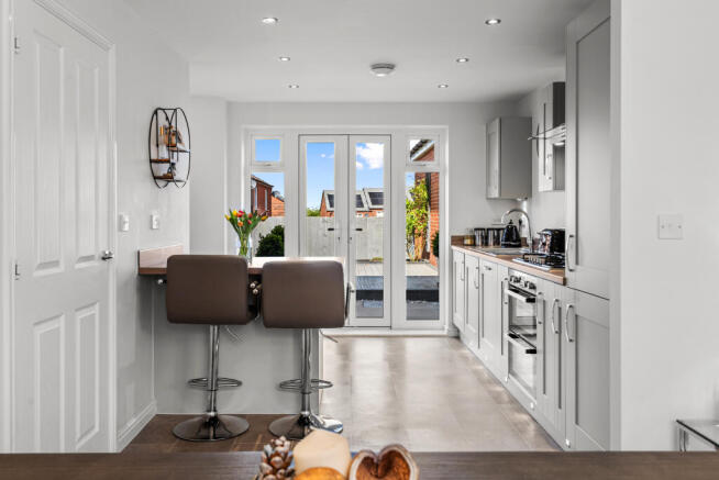 Kitchen / Dining Room