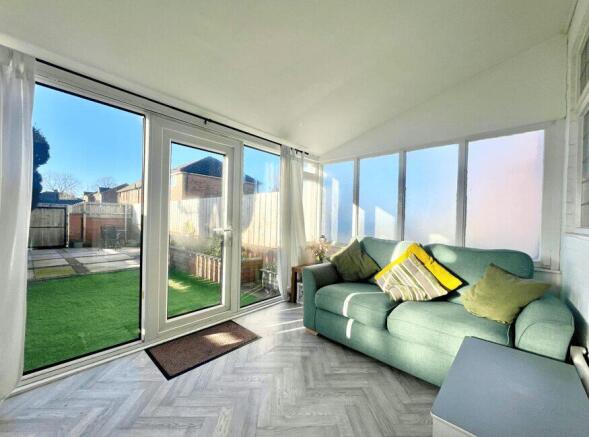 3 bed Terraced for sale Image 4