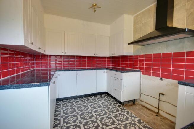 3 bed Semi-Detached for sale Image 11