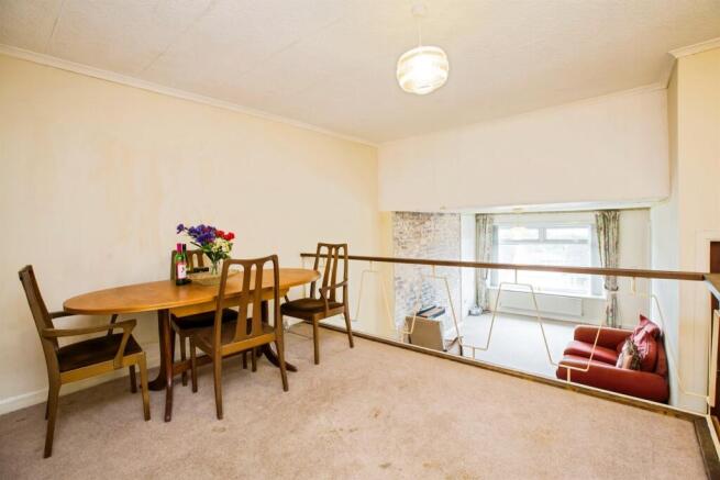 3 bed Semi-Detached for sale Image 5