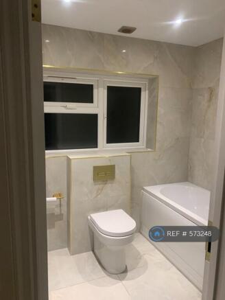 Bathroom With Bath Tub