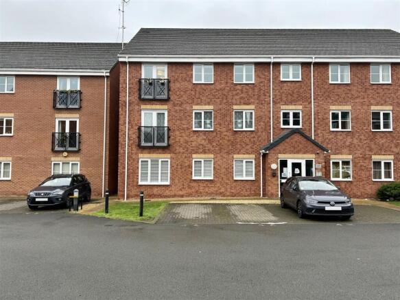 Century Way Halesowen 1.jpg