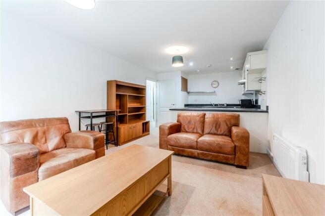 2 bed Apartment for sale Image 5