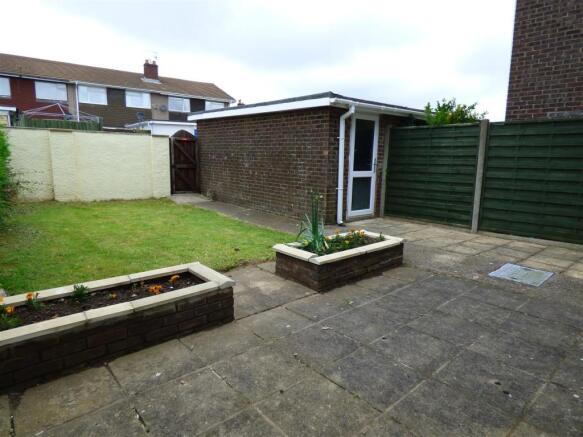 18 St Davids Close Garden I 2.JPG