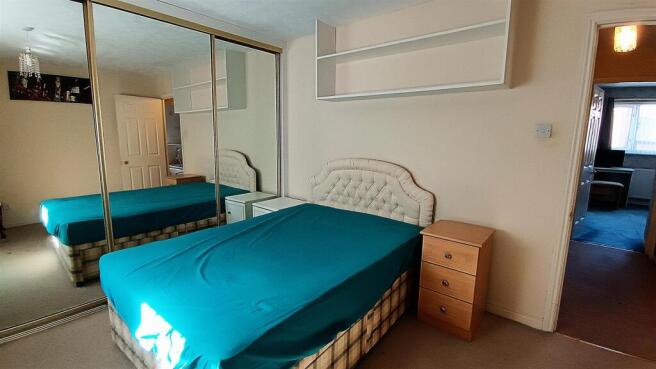 Bedroom 3.jpg