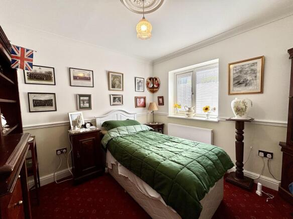 2 bed Detached Bungalow for sale Image 7