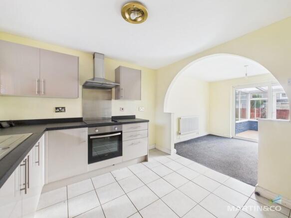 CAM03111G0-PR0418...