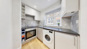 32, Madeley Road, London W5 2LH