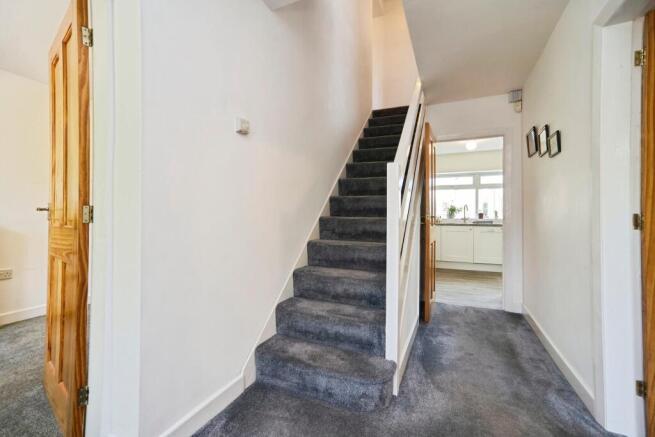 5 bed Semi-Detached for sale Image 12