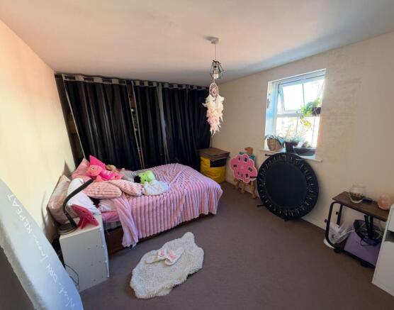 Flat 8, 13 Beagle Close, Off Abbey Lane, Leicester, LE4 5BR photo 4