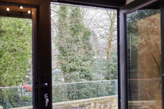 3 bed Terraced for sale Image 6