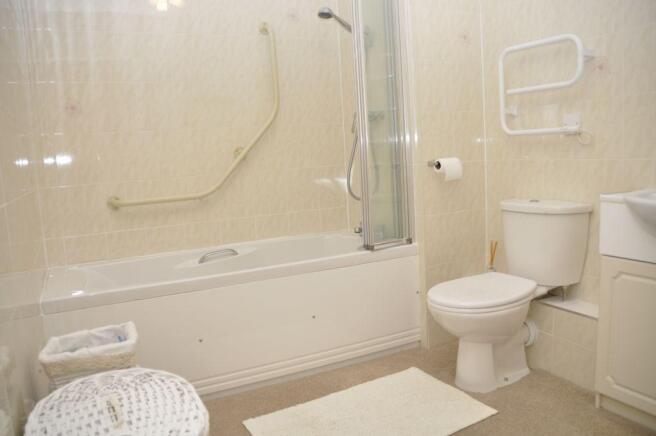 Photo 6