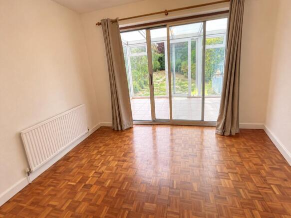 Warrys Close, Hythe photo 4