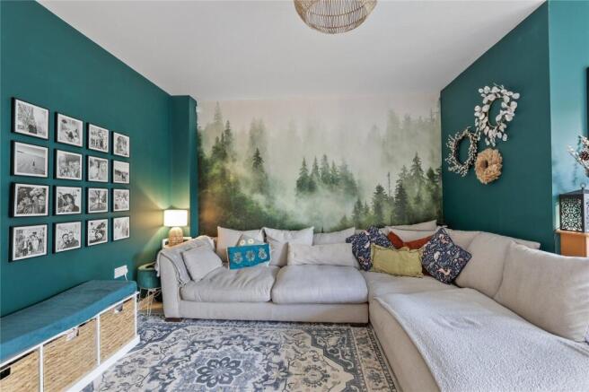 3 bed Semi-Detached for sale Image 10