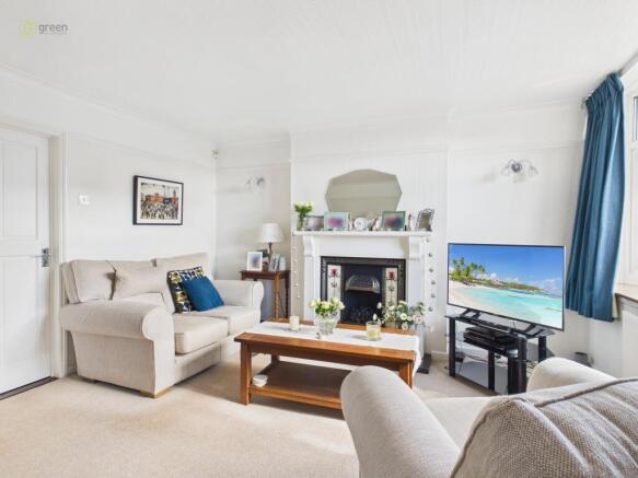 cam01698g0pr0176still007