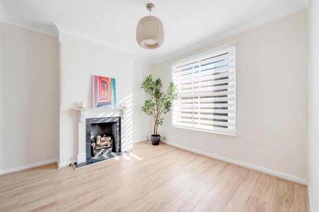 TFF 1 Saville Road W4 5HQ-3.jpg