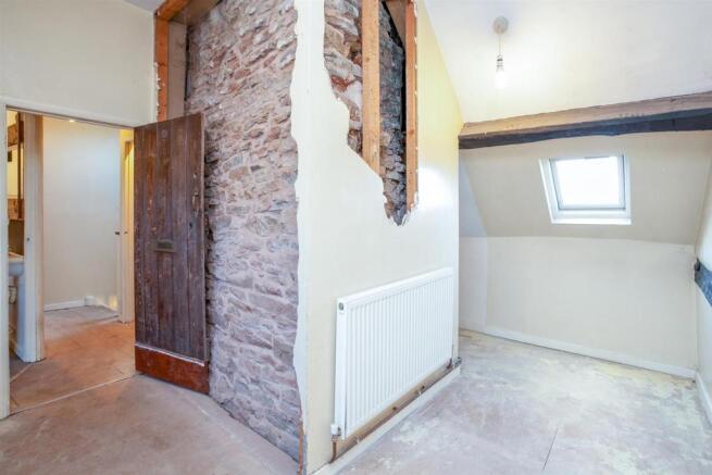 Bedroom 3 Angle 3.jpg