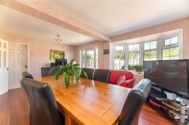 4 bed Detached for sale Image 5