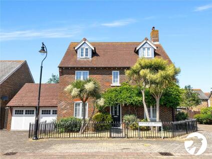 Mansfield Drive, Iwade, Sittingbourne, Kent, ME9