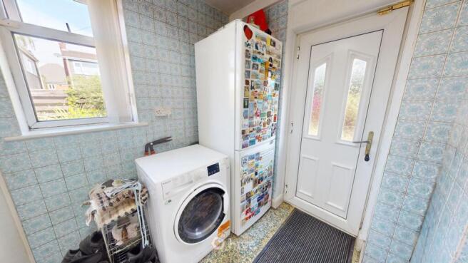 3 bed Semi-Detached for sale Image 9