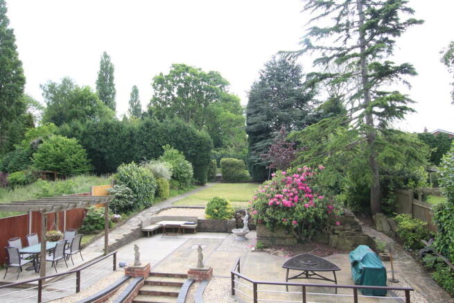 Photo 18