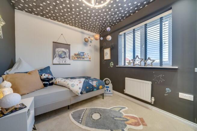 4 bed Detached for sale Image 11
