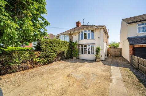 Swindon Road, Stratton, SN3