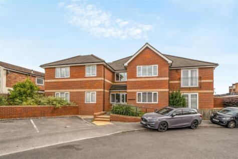 Cavendish Road, Emmer Green, Reading