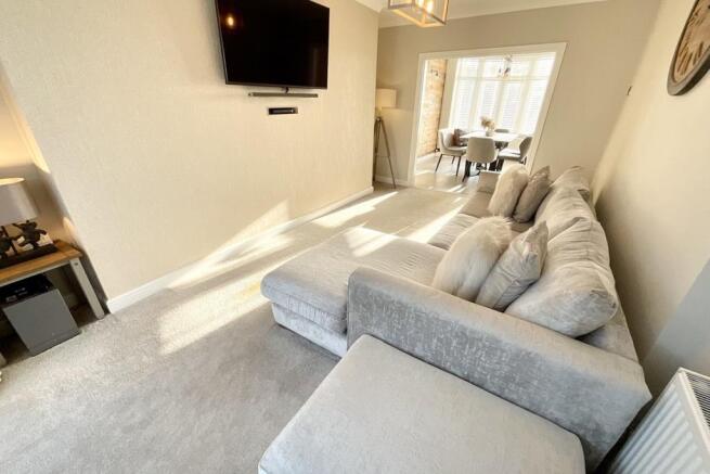 Lounge 2