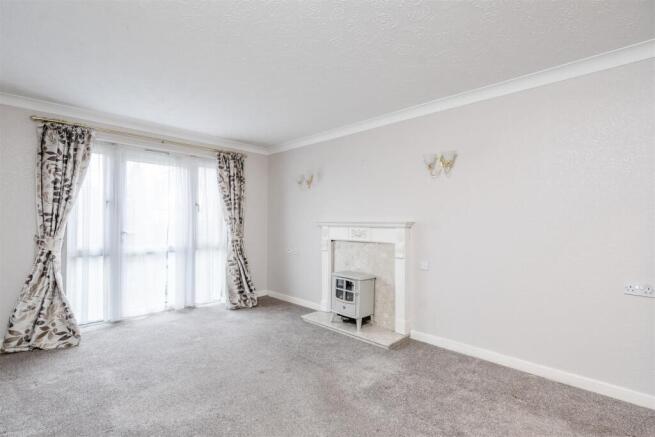 Flat 9 Aynsley Court_1.jpg