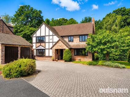 Westwood Close, Droitwich, Worcestershire, WR9
