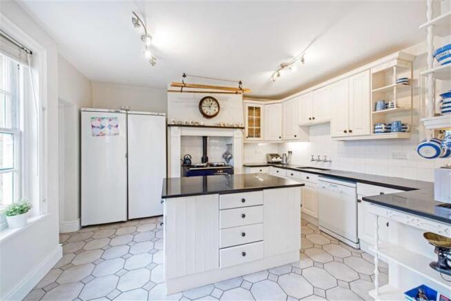 Kitchen /  Breakfast Room
