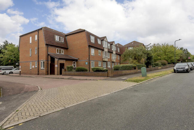 8396834-exterior03