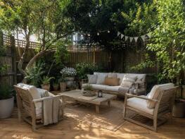 1, Felix Avenue, Hornsey, London N8 9TL