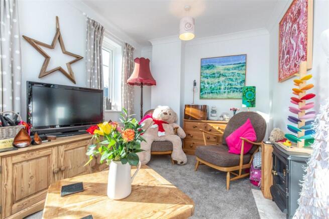5 Ashdown Court-20.jpg