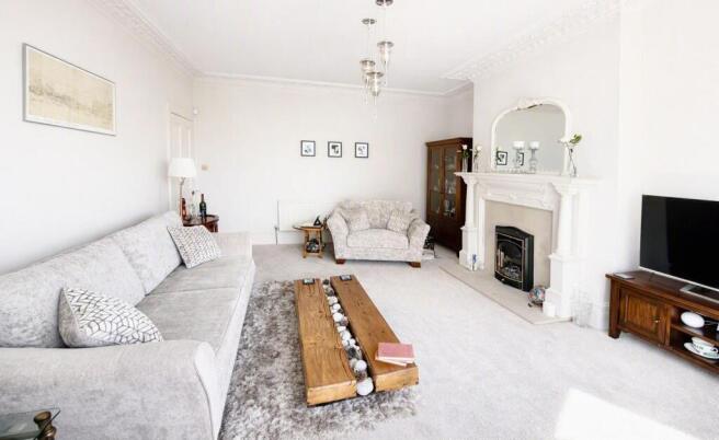5 bed Terraced for sale Image 5