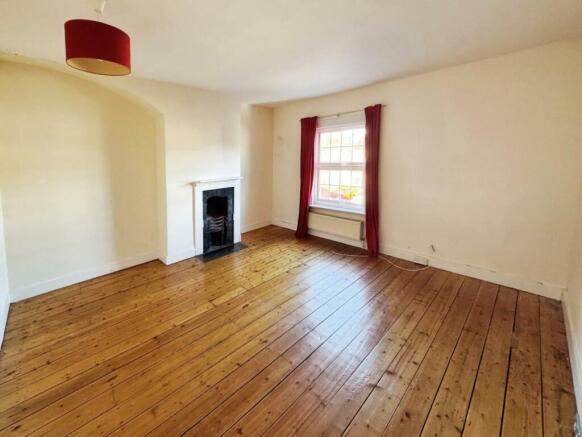f79a4d3b-Bedroom 201.jpg