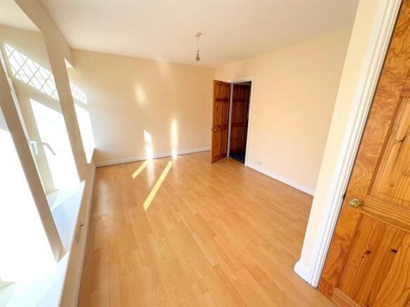 Bedroom 1c.jpg
