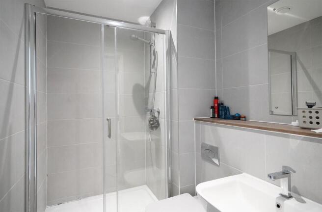1 bed Apartment to rent Image 8