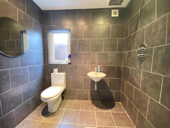 WET ROOM