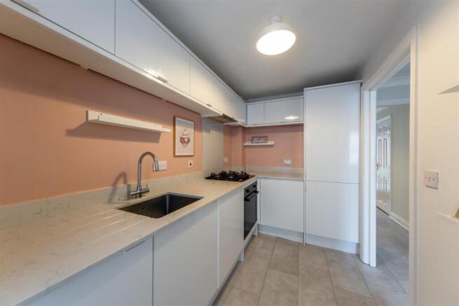 27 Gordale Close-006.jpg