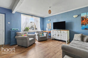 11, Frimley Avenue, Hornchurch RM11 3PX