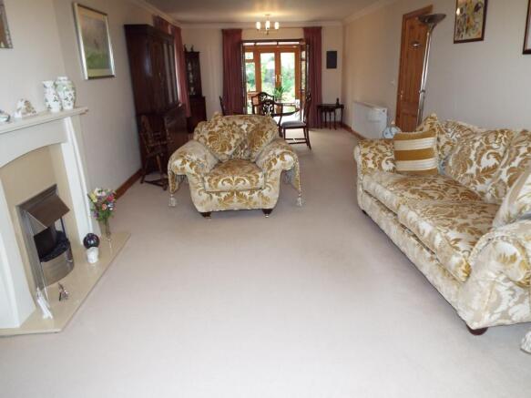 Lounge Dining Room
