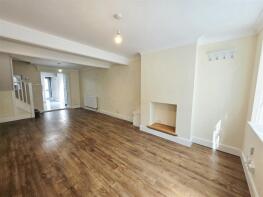 7, Saxton Street, Gillingham ME7 5EF