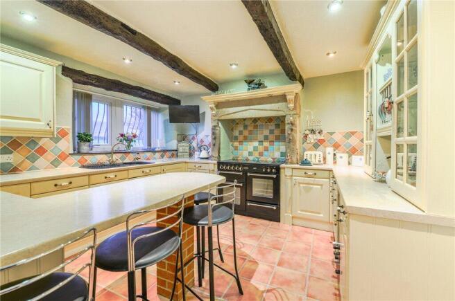 4 bed Barn Conversion for sale Image 8