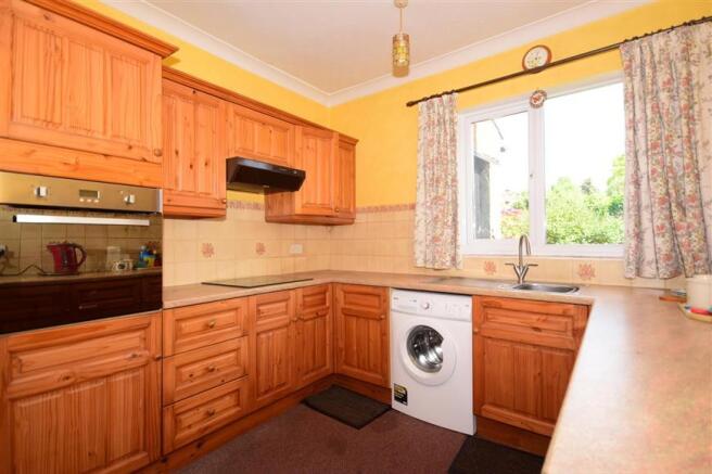 Kitchen/ Breakfast Room