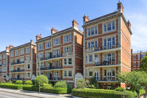 Prince of Wales Drive, Battersea, London, SW11